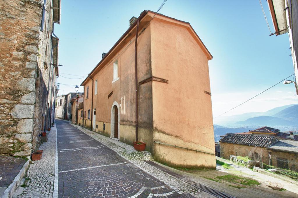 Апартаменты La Casa Del Borgo Campoli Appennino Экстерьер фото