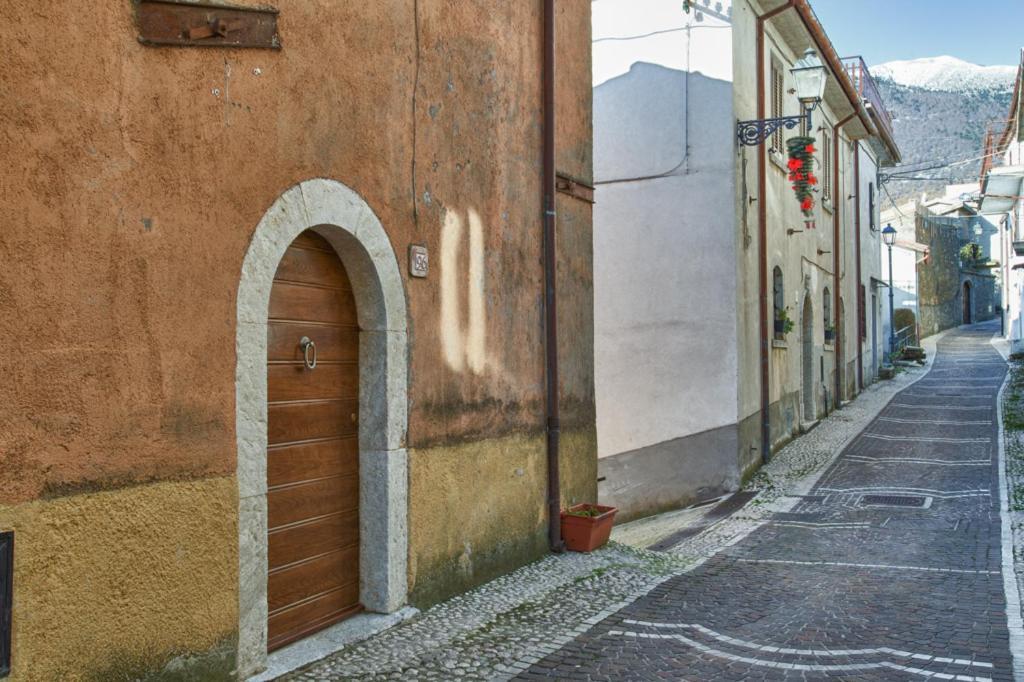Апартаменты La Casa Del Borgo Campoli Appennino Экстерьер фото